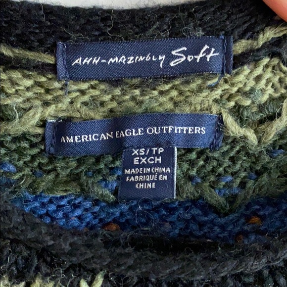 American Eagle Sweater - Picture 2 of 2
